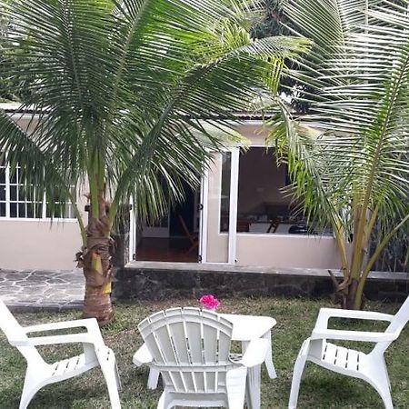 Apartamento Whynot Mauritius Grand Gaube Exterior foto