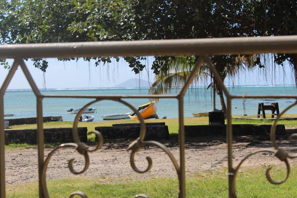 Apartamento Whynot Mauritius Grand Gaube Exterior foto