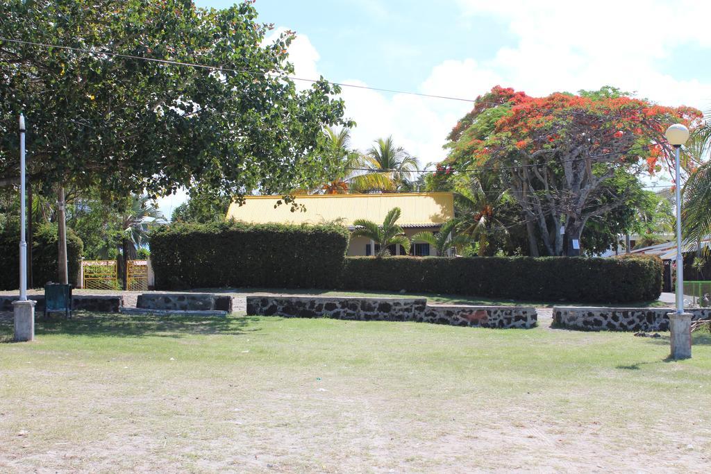 Apartamento Whynot Mauritius Grand Gaube Exterior foto