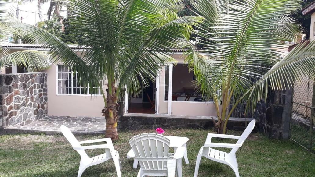Apartamento Whynot Mauritius Grand Gaube Exterior foto