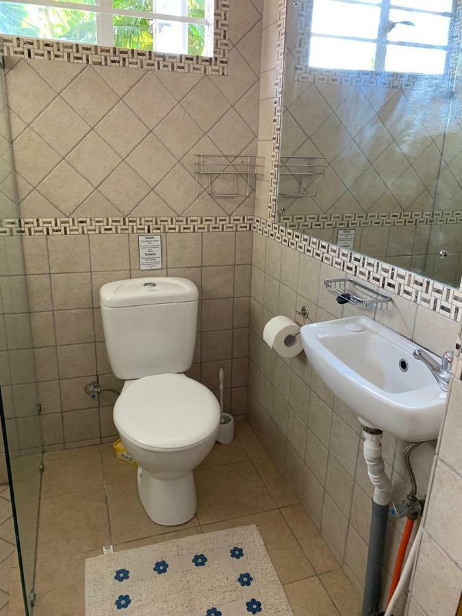 Apartamento Whynot Mauritius Grand Gaube Exterior foto